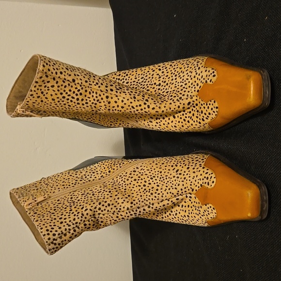 Jeffrey Campbell Ankle Boots - Spotted Tan, Green, and Orange - Picture 7 of 17